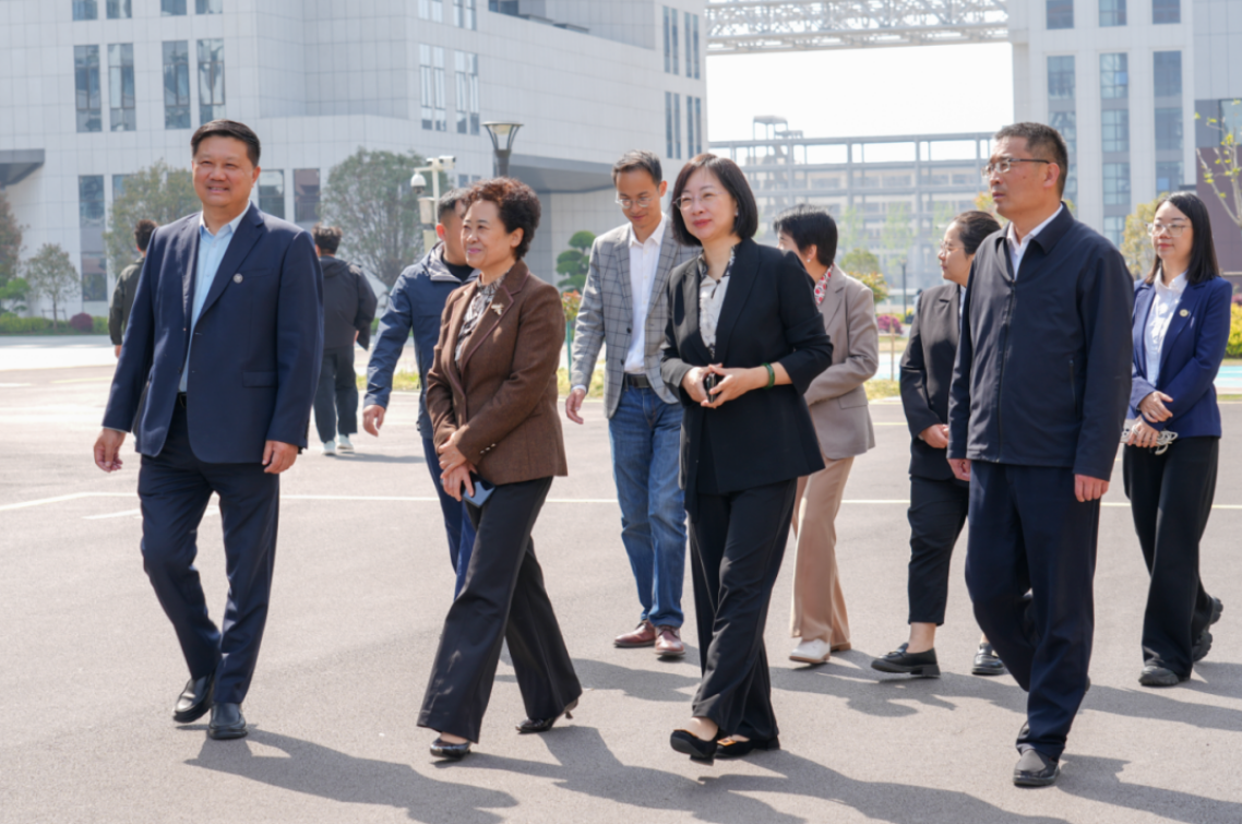 华东师范大学公共管理学院领导莅临beat365中文官网考察调研