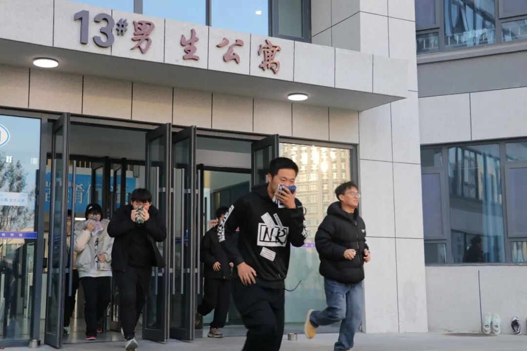 beat365官网消防应急疏散演练